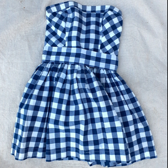 Abercrombie & Fitch Dresses & Skirts - A&F Strapless Plaid Dress | Size Medium